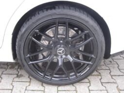 
										Mercedes-Benz AMG GT 53 4MATIC+ full									