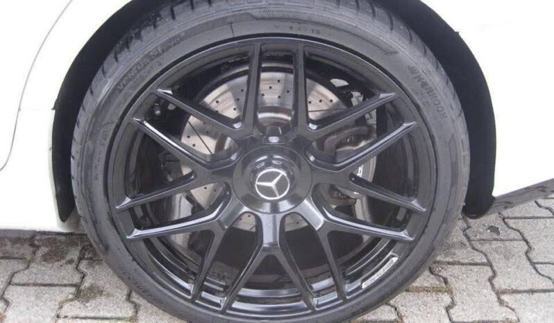 
								Mercedes-Benz AMG GT 53 4MATIC+ full									