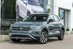 
										Volkswagen T-Roc full									