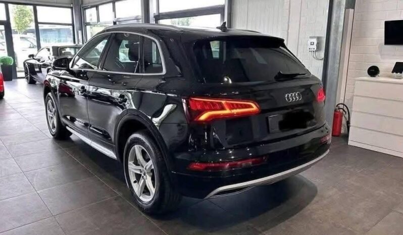 
								Audi Q5 35 TDI quattro Sport – 2019 full									