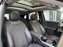 
										Mercedes-Benz GLA 250 AMG full									