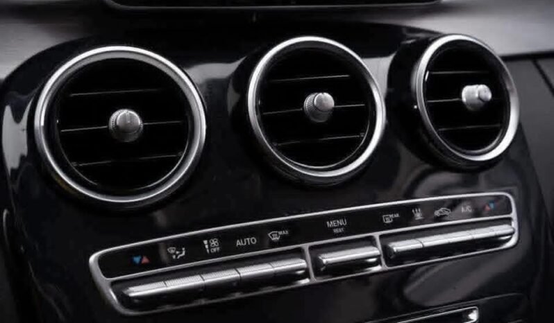 
								Mercedes-Benz C 350 – 2017 full									