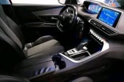 
										Peugeot 3008 1.5 HDi full									