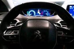 
										Peugeot 3008 1.5 HDi full									