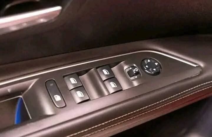 
								Peugeot 3008 1.5 HDi full									