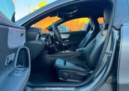 
										Mercedes-Benz CLA 200 full									