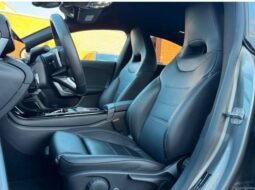 
										Mercedes-Benz CLA 200 full									