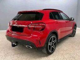
										Mercedes-Benz GLA 180 full									