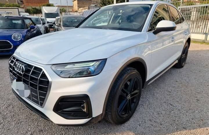 
								Audi Q5 SPB 40 TDI full									