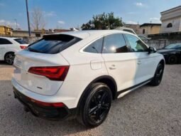 
										Audi Q5 SPB 40 TDI full									