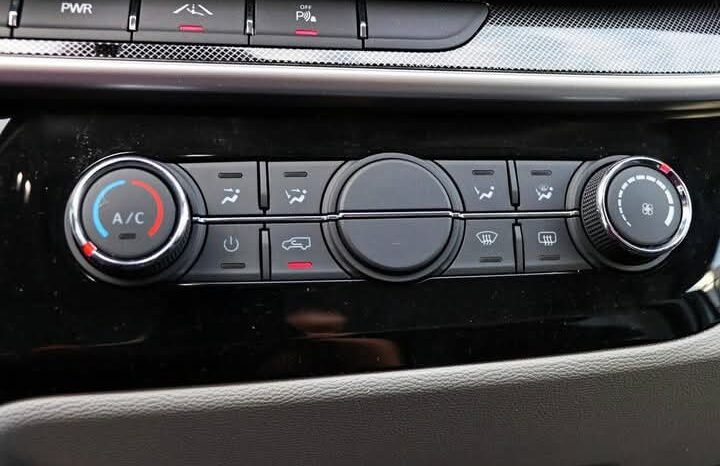 
								Maxus Deliver 9 L3H2 2.0 full									