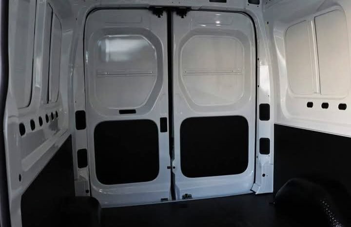 
								Maxus Deliver 9 L3H2 2.0 full									