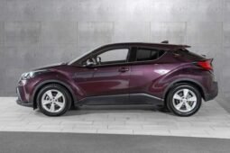 
										Toyota C-HR 1.8 Hybrid Lounge Tech full									