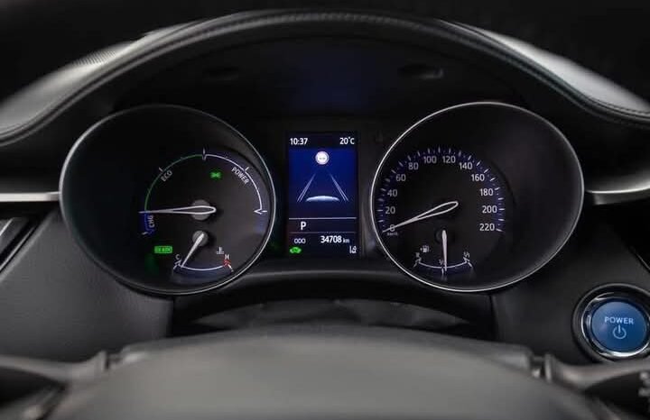 
								Toyota C-HR 1.8 Hybrid Lounge Tech full									