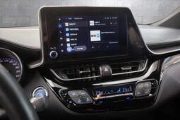 
										Toyota C-HR 1.8 Hybrid Lounge Tech full									