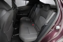 
										Toyota C-HR 1.8 Hybrid Lounge Tech full									