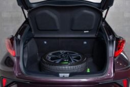 
										Toyota C-HR 1.8 Hybrid Lounge Tech full									